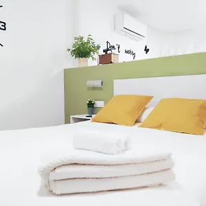 https://apartamento-loft-la-magdalena.es-andalucia.com